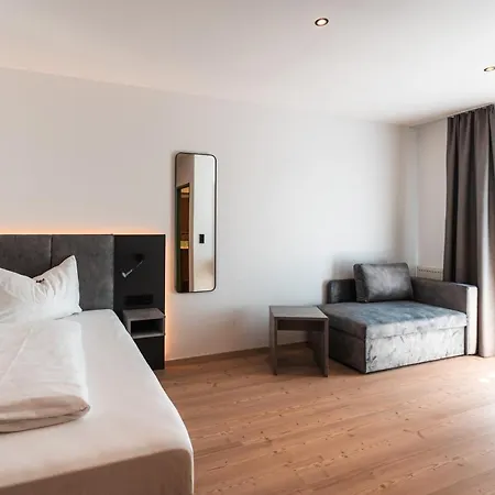 Hotel Prielbauer 4*