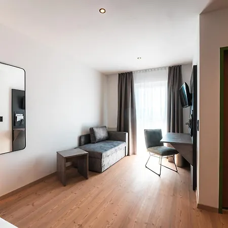 Prielbauer 4*